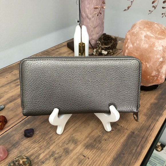 Silver Rhinestone Wallet NWOT - Picture 2 of 3